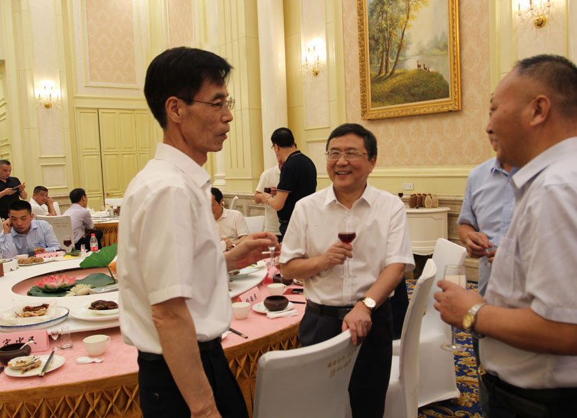 楊安民從業(yè)卅五周年系列報(bào)道--“璀璨卅五年，榮耀共分享”紀(jì)念晚宴