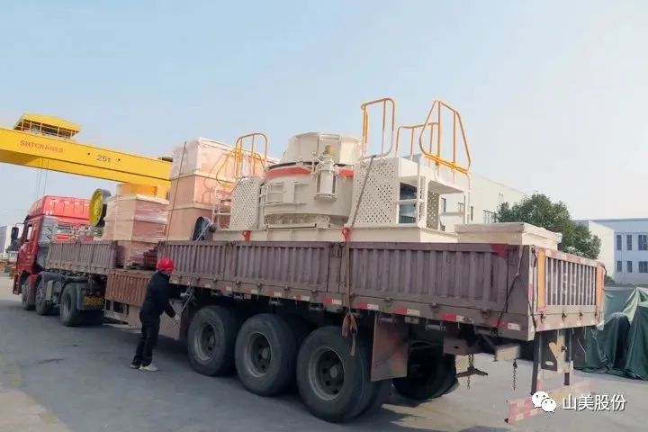 新年快樂 | 回首2022，闊步2023